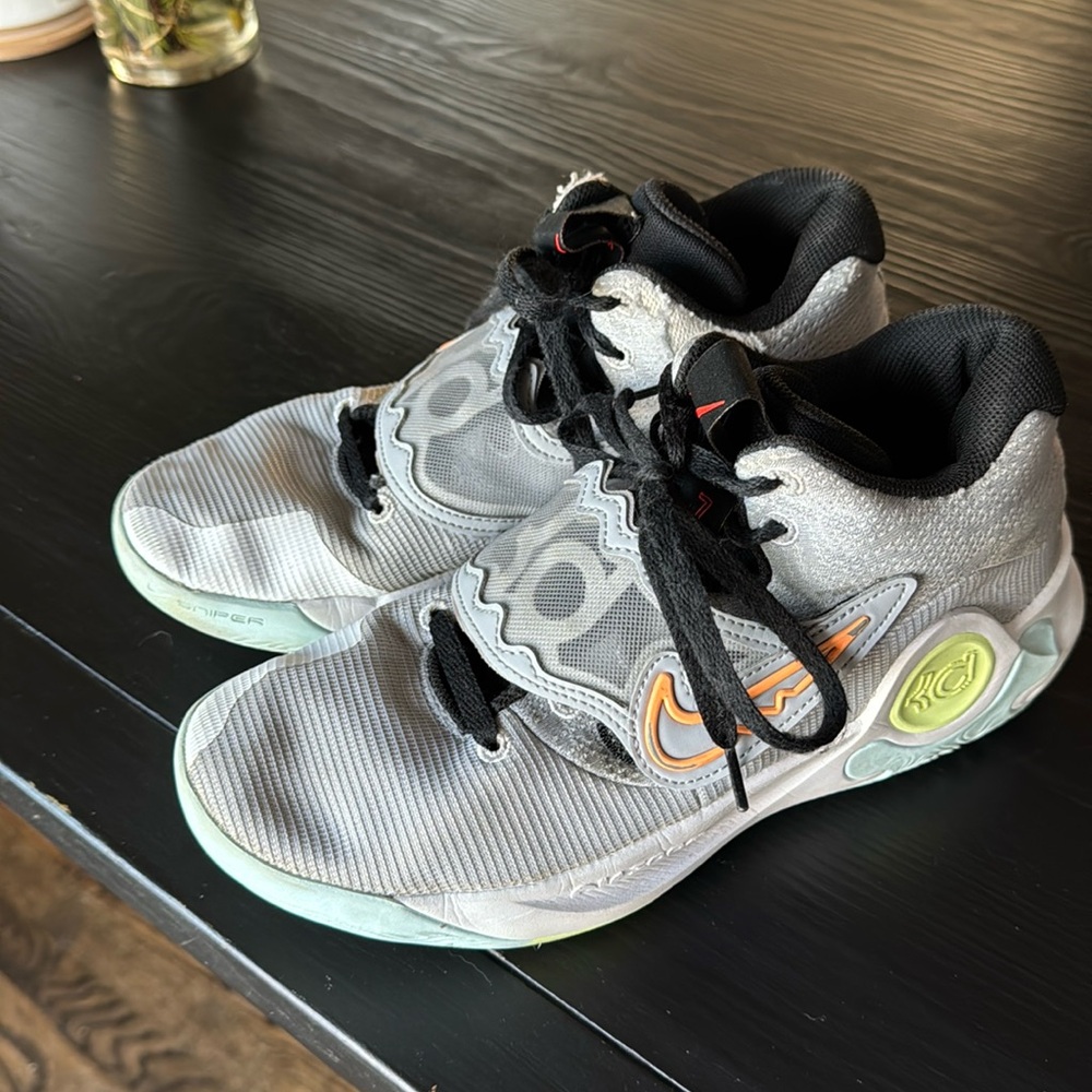 Nike KD Trey 5 X Basketball Shoe - Men's - Size 8.5 - USED
